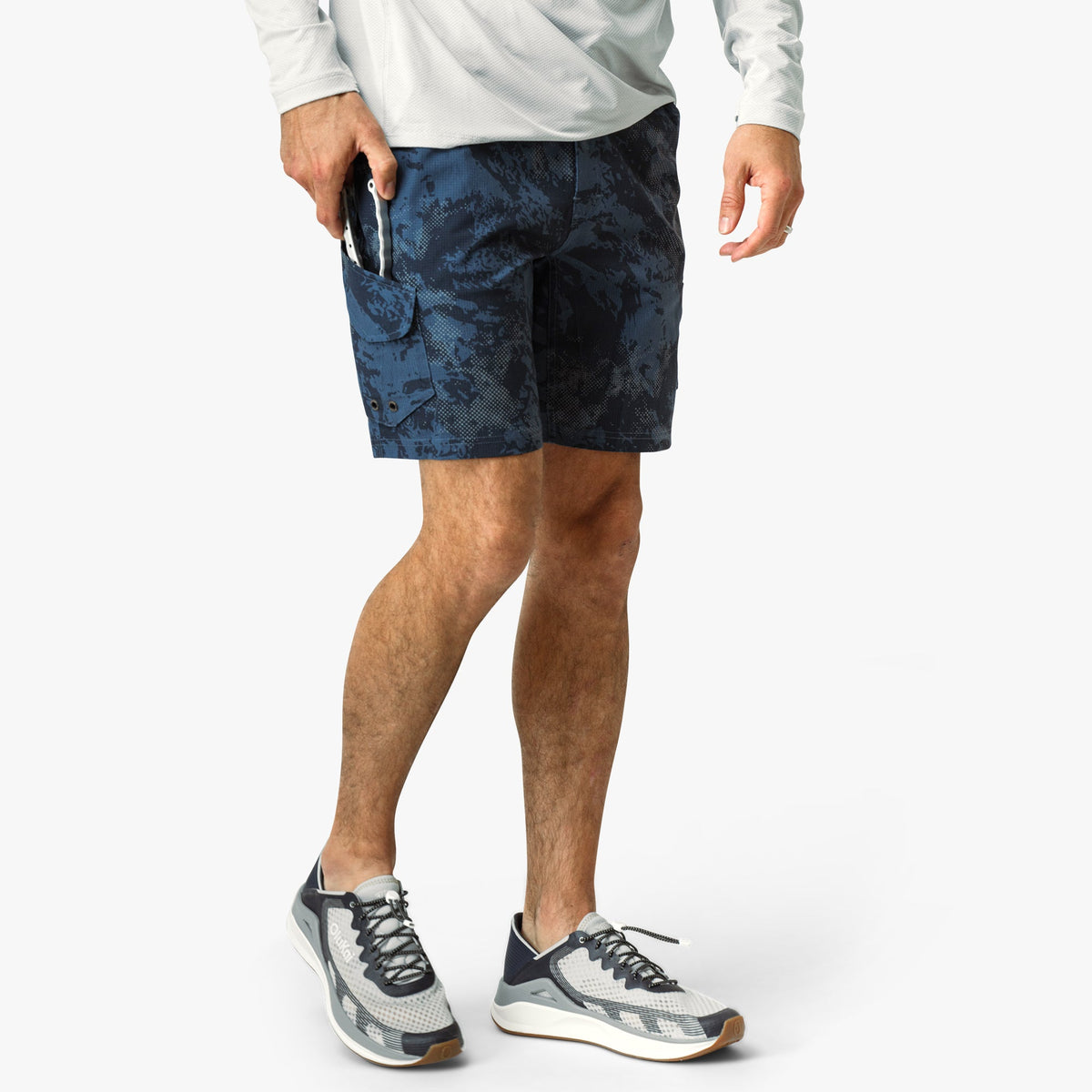 Naval Storm Camo Pinnacle Fishing Shorts / AFTCO Essential