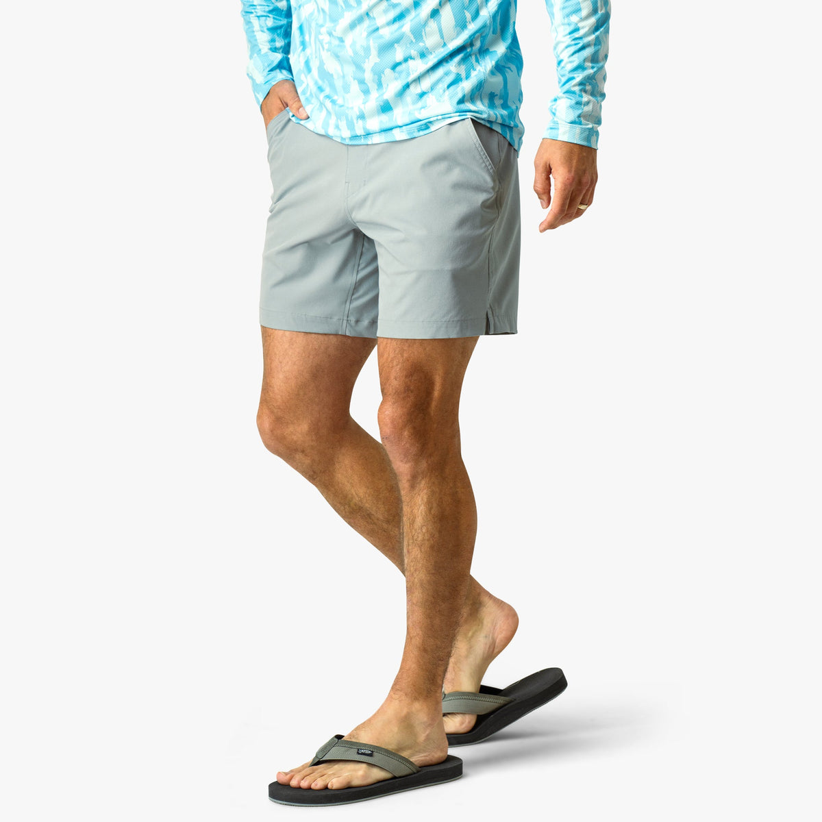 Harbor Gray Everyday Stretch Men's Casual Shorts / AFTCO Great Value