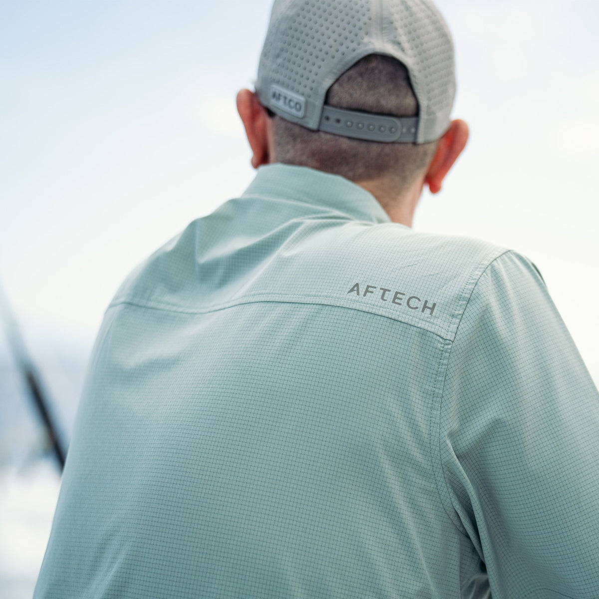 Bay Leaf Air O Mesh SS Button Down Fishing Shirt / AFTCO Signature