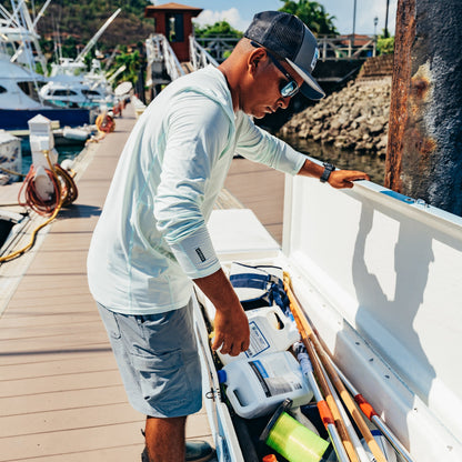 Blue Shadow Deckhand Fishing Shorts / AFTCO Trending