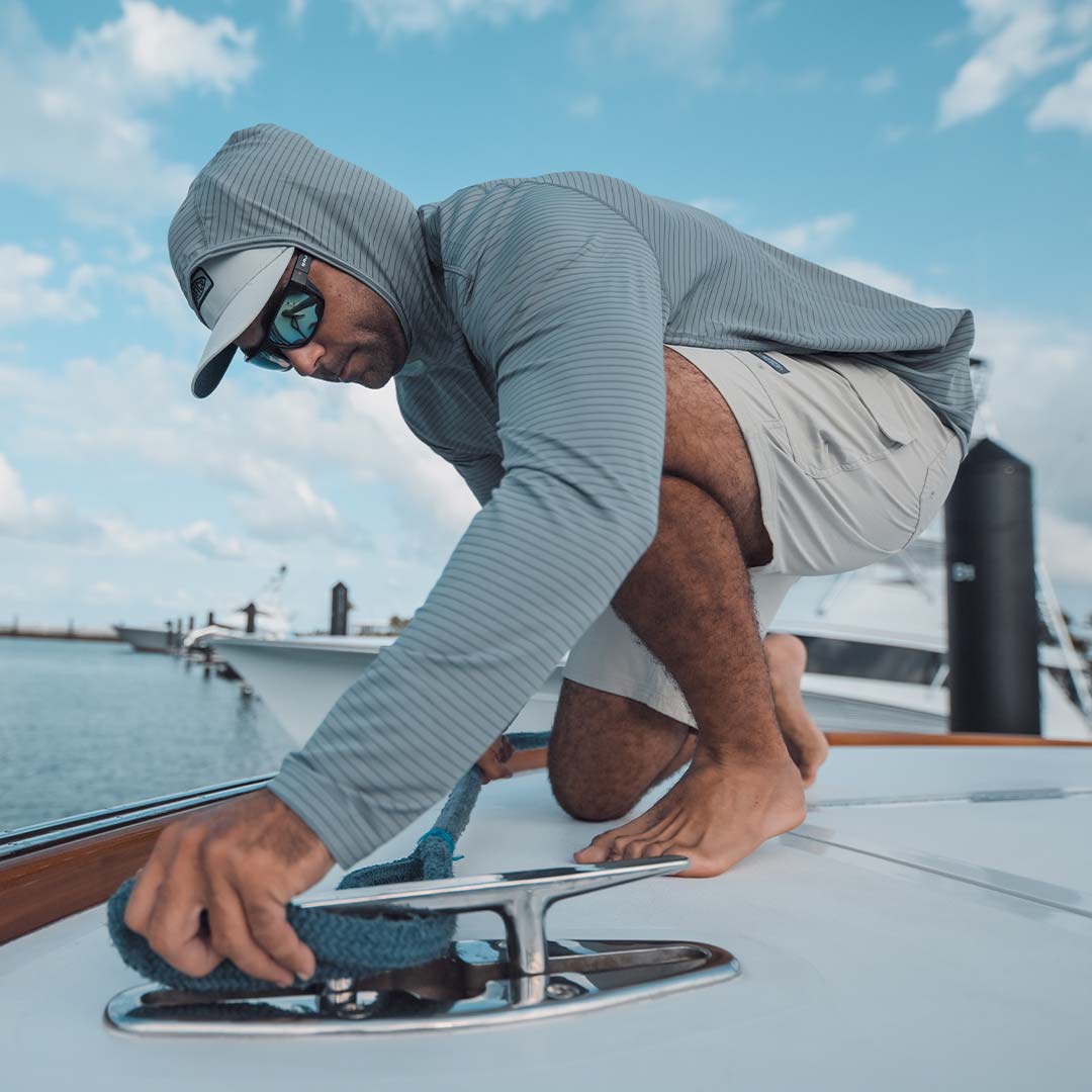 Blue Shadow Deckhand Fishing Shorts / AFTCO Trending