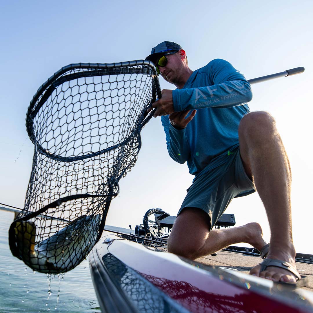 Blue Shadow Deckhand Fishing Shorts / AFTCO Trending