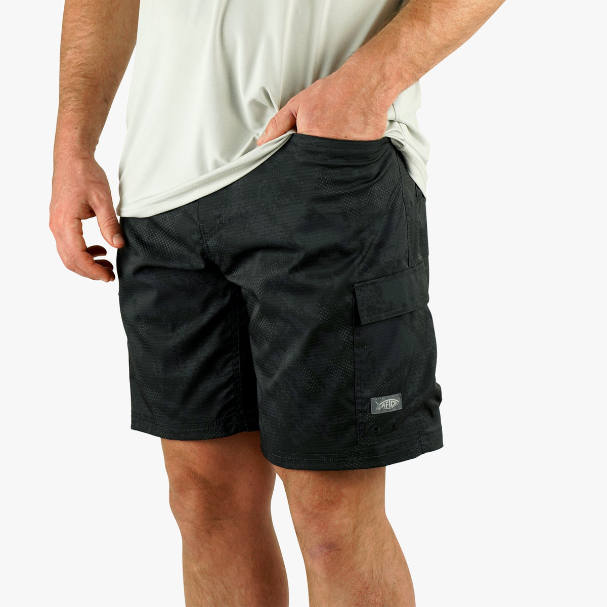 Black Storm Camo Deckhand Camo Fishing Cargo Shorts / AFTCO Deals