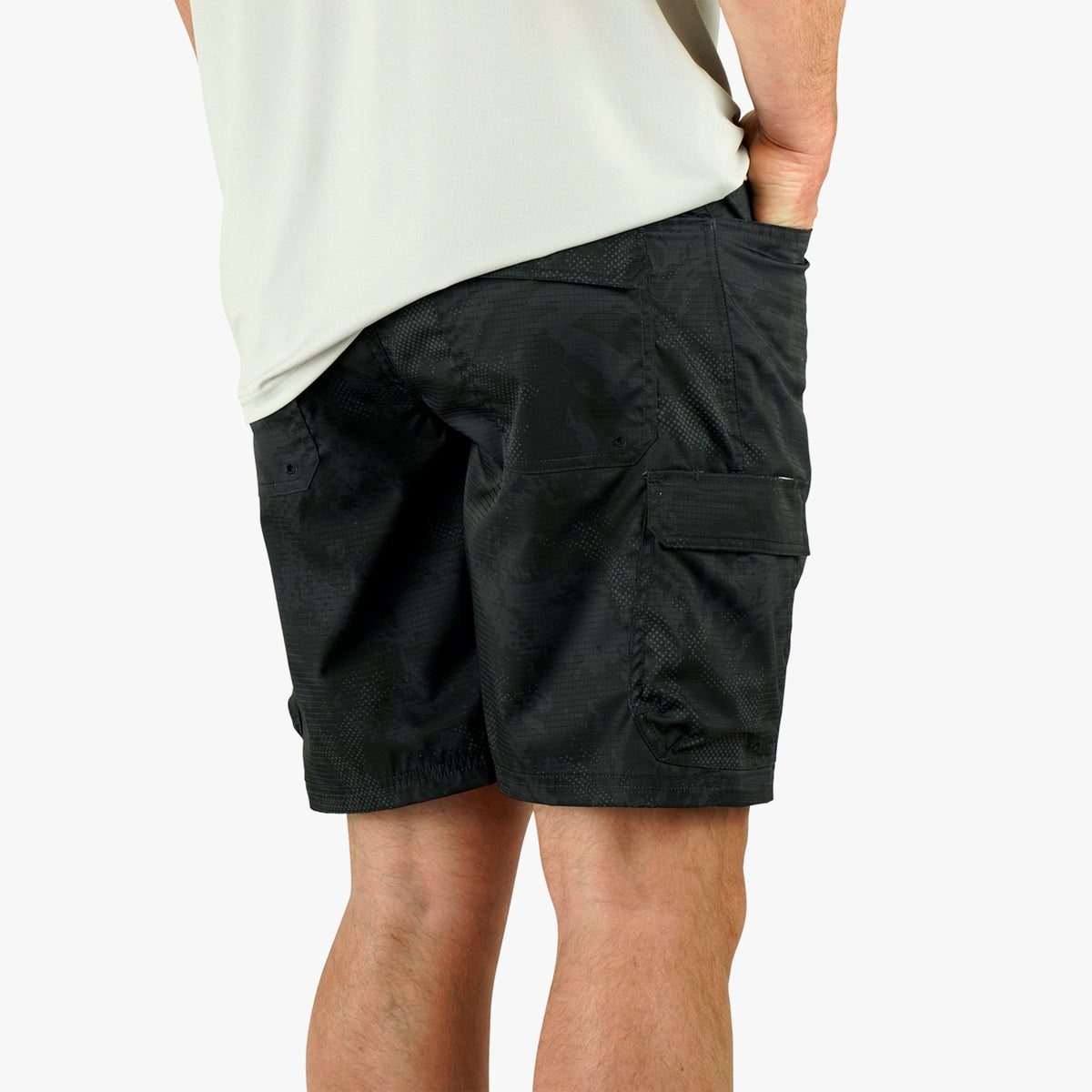 Black Storm Camo Deckhand Camo Fishing Cargo Shorts / AFTCO Deals