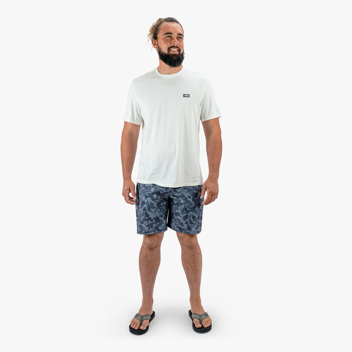 Black Storm Camo Deckhand Camo Fishing Cargo Shorts / AFTCO Deals