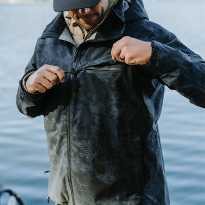 Olive Current Camo Stormbreaker Fishing Jacket / AFTCO Trusted