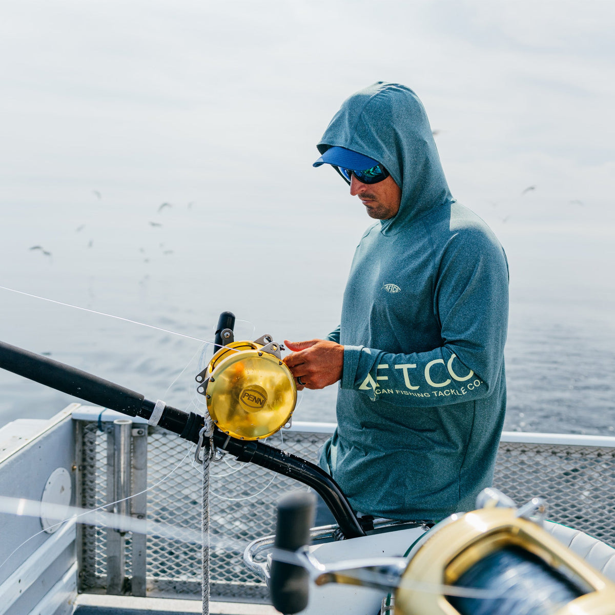 Coral Sands Heather Samurai Long Sleeve Sun Protection Hoodie / AFTCO Trending