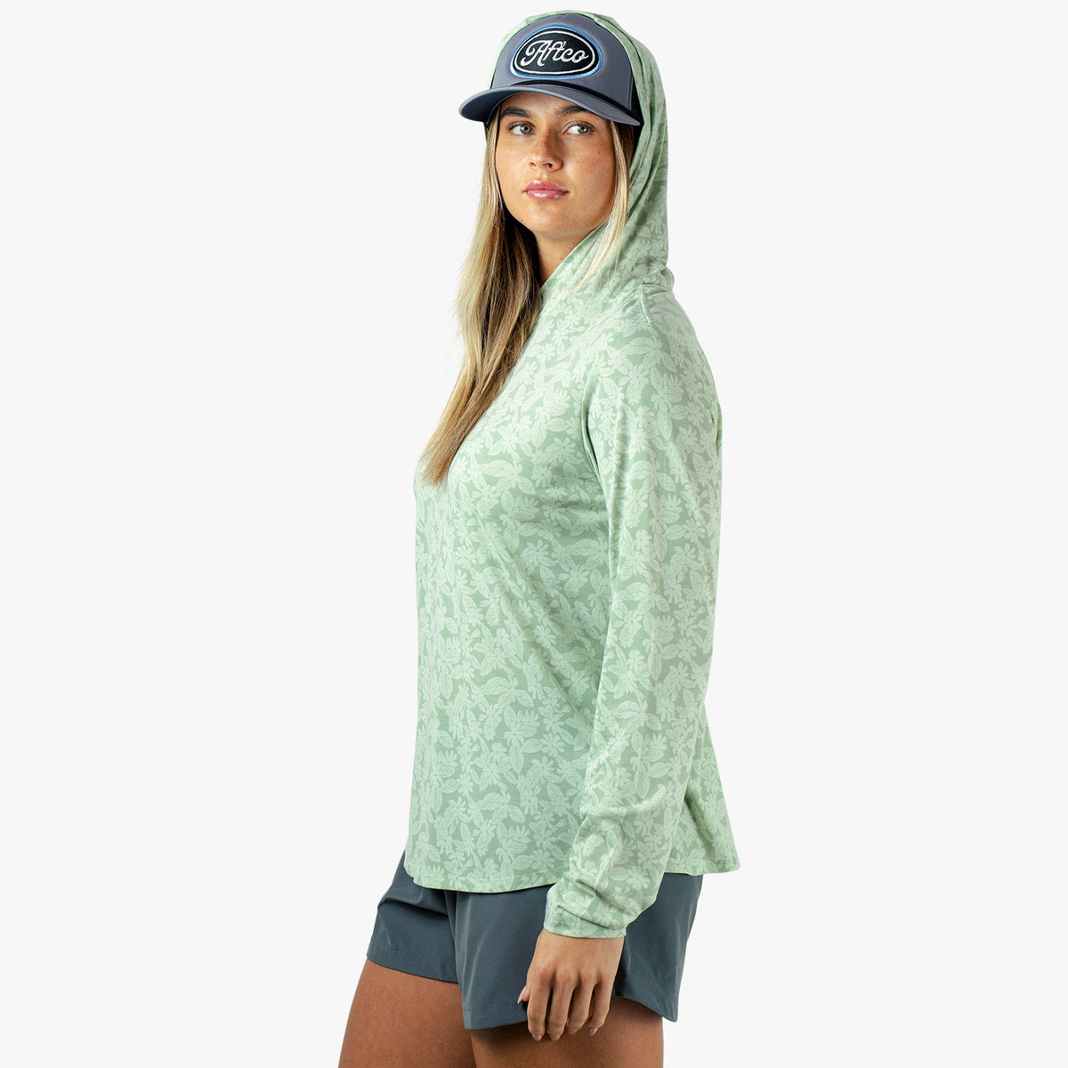 Bay Leaf Women's Ocean Bound Hooded Performance Shirt / AFTCO Recommended