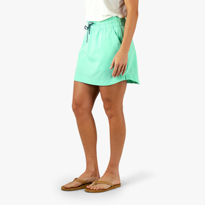 Beach Glass Women's Strike Fishing Skort / AFTCO Classic