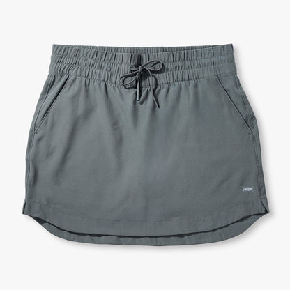 Beach Glass Women's Strike Fishing Skort / AFTCO Classic
