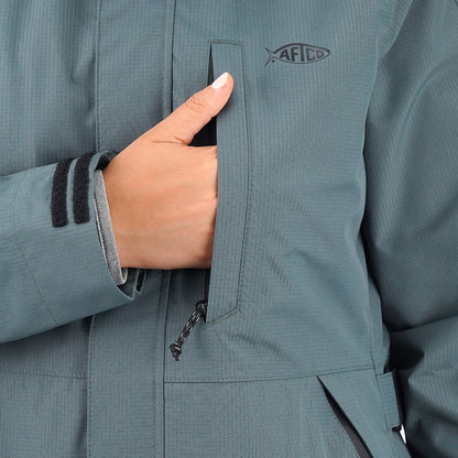 Depths Women's Barricade Jacket / AFTCO Smart Buy