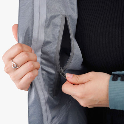 Depths Women's Barricade Jacket / AFTCO Smart Buy