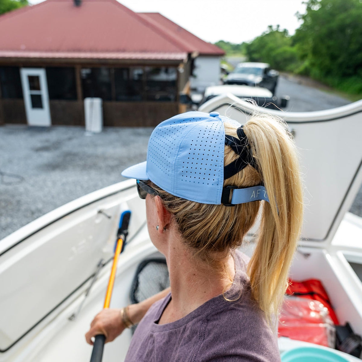 Black Women's Tech Fishing Hat |AFTCO / AFTCO Trending