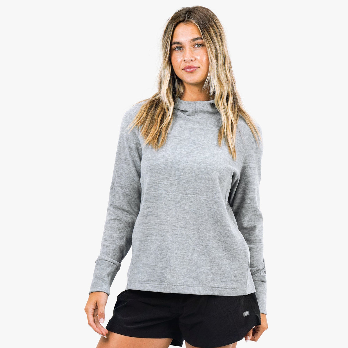 Steel Heather Women's Coastal Layer Pullover Hoodie / AFTCO Signature