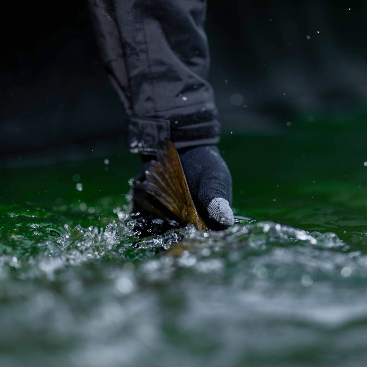 Steel Breakwater Waterproof Fishing Gloves| AFTCO / AFTCO Featured
