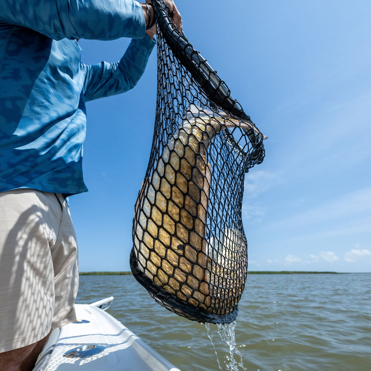 Gun Metal Titan Landing Net / AFTCO Essential
