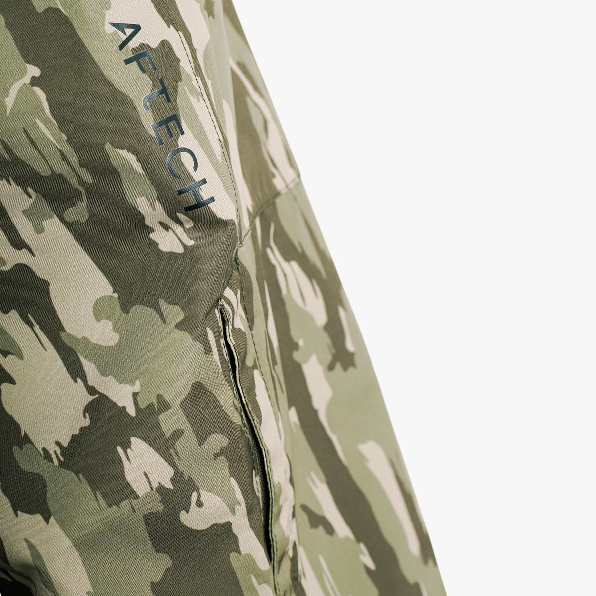 Olive Current Camo Crossing Printed Camo Fishing Pants / AFTCO New