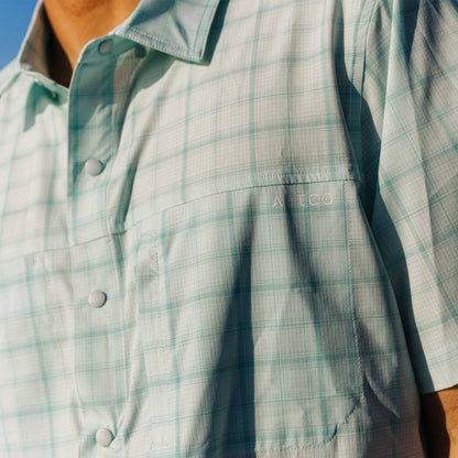 Blue Shadow Seabreeze Short Sleeve Button Down Shirt / AFTCO Top Pick