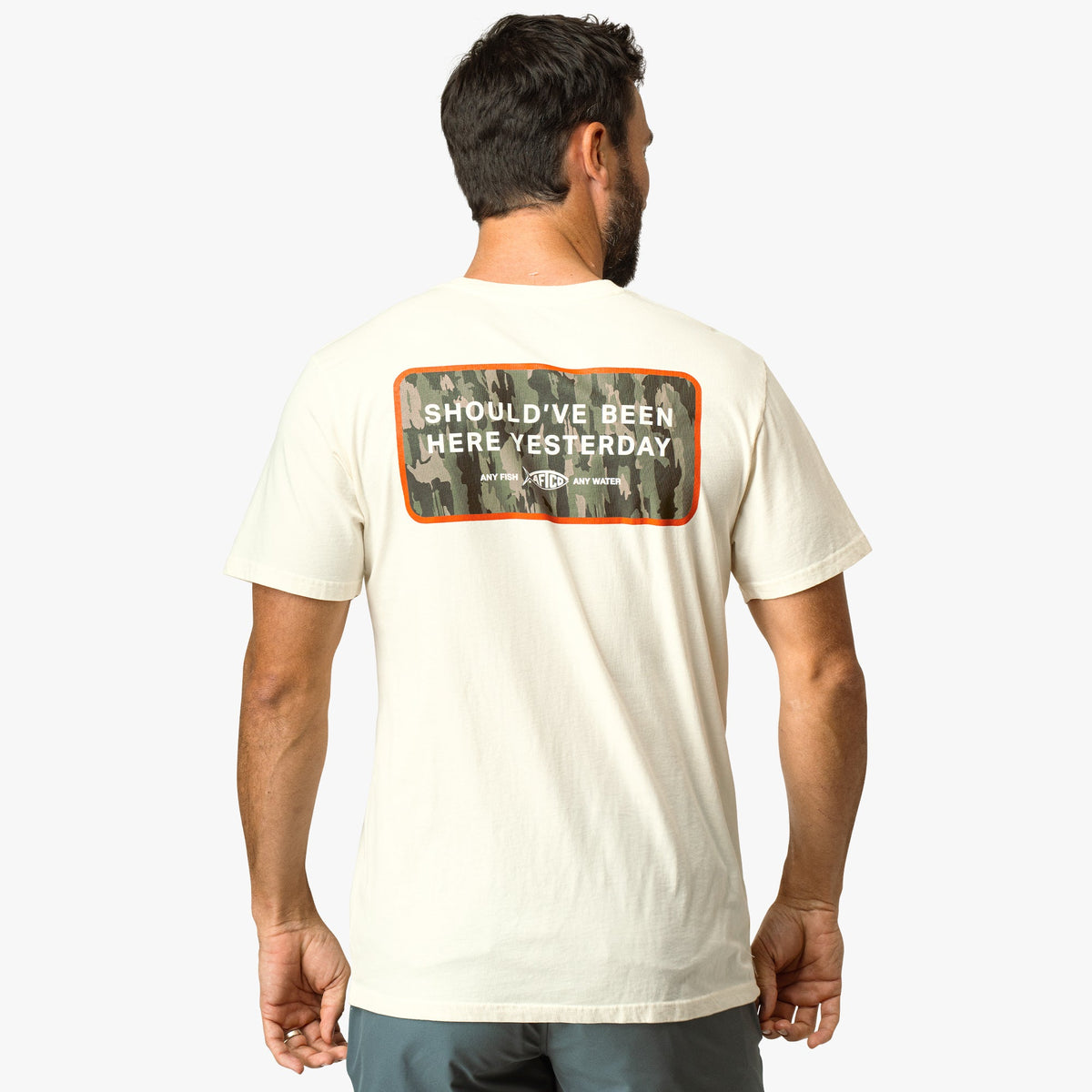 Cream Yesterday Short Sleeve Men's Fishing T-Shirt / AFTCO Classic