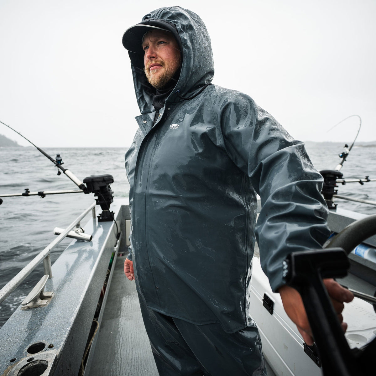 Charcoal Deep Set Boating Rain Gear / AFTCO Quality