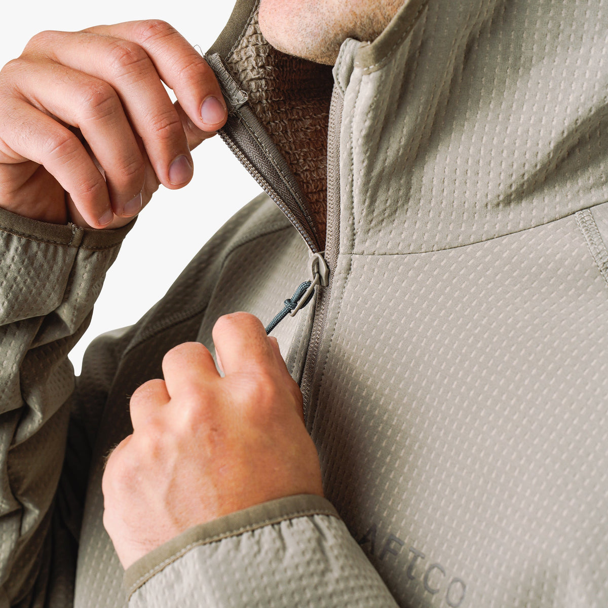 Oak Coronado 1/4 Zip Fishing Pullover Hoodie / AFTCO Trending
