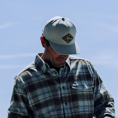 Silver West Coast Fishing Tech Hat / AFTCO Discount