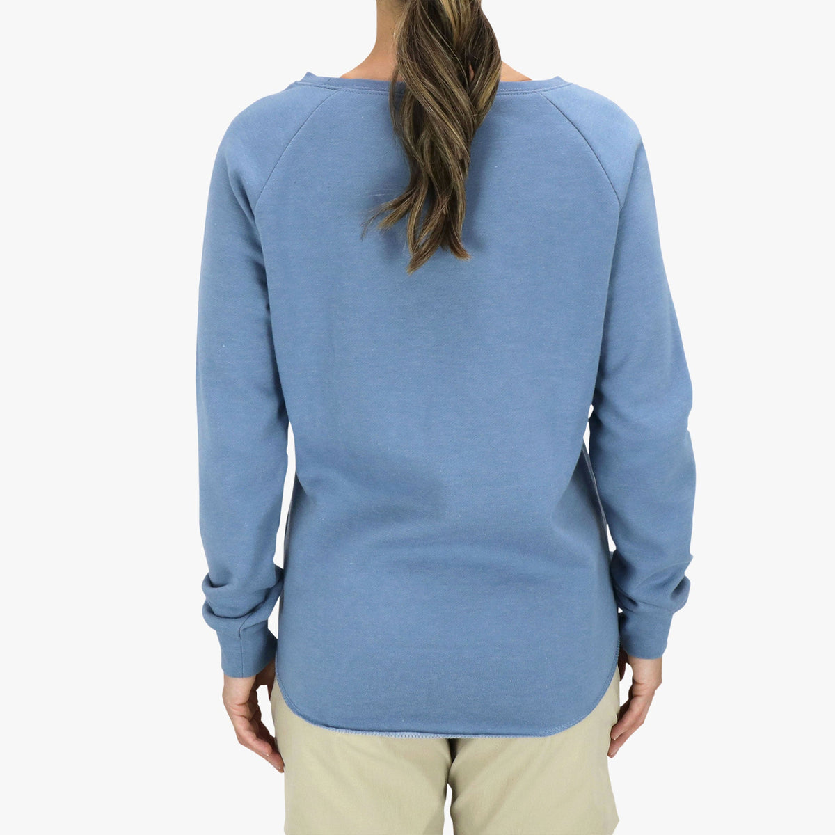 Light Blue Women's Whiskey Crewneck Fleece / AFTCO Essential