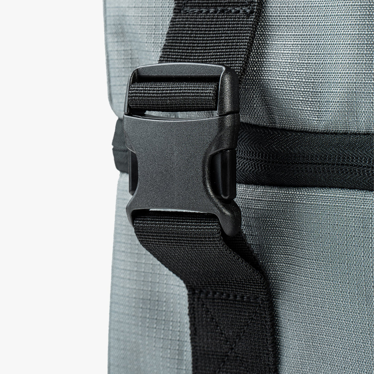 Charcoal Medium Fishing Reel Bag / AFTCO Everyday
