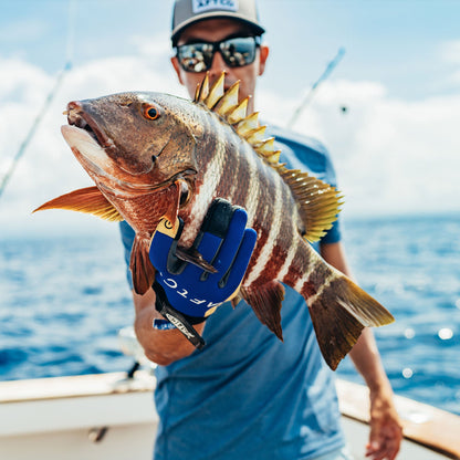 Black Storm Camo Offshore Fishing Release Glove - AFTCO / AFTCO Popular
