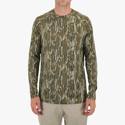 Shadow Grass Habitat Mossy Oak® Camo LS Performance Shirt / AFTCO Special Offer