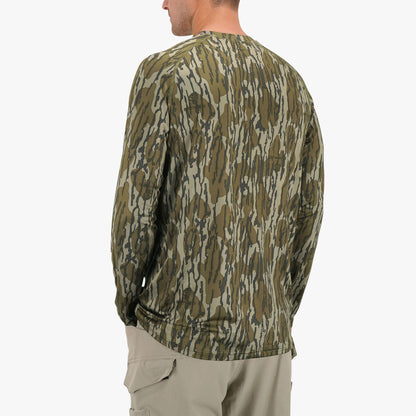 Shadow Grass Habitat Mossy Oak® Camo LS Performance Shirt / AFTCO Special Offer