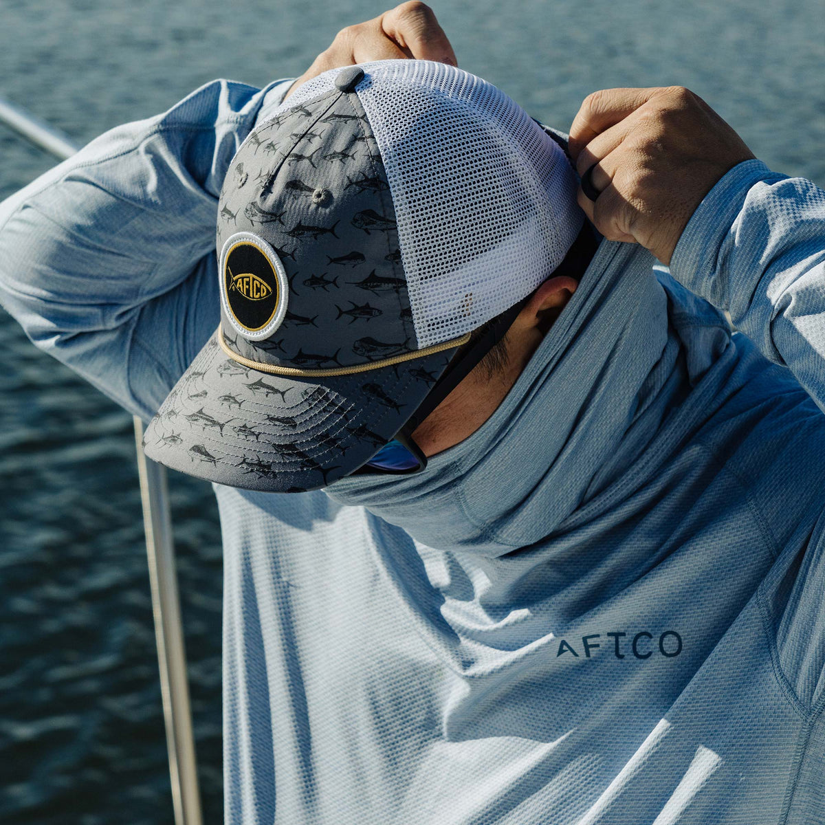 Arctic Big 3 Fishing Trucker Hat / AFTCO Premium