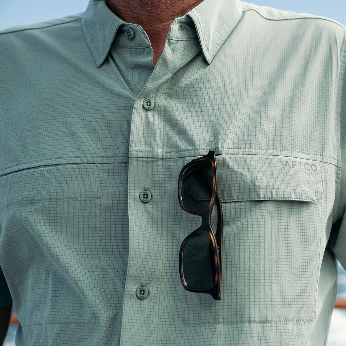 Oyster Gray Air O Mesh Printed SS Button Down Fishing Shirt / AFTCO Classic